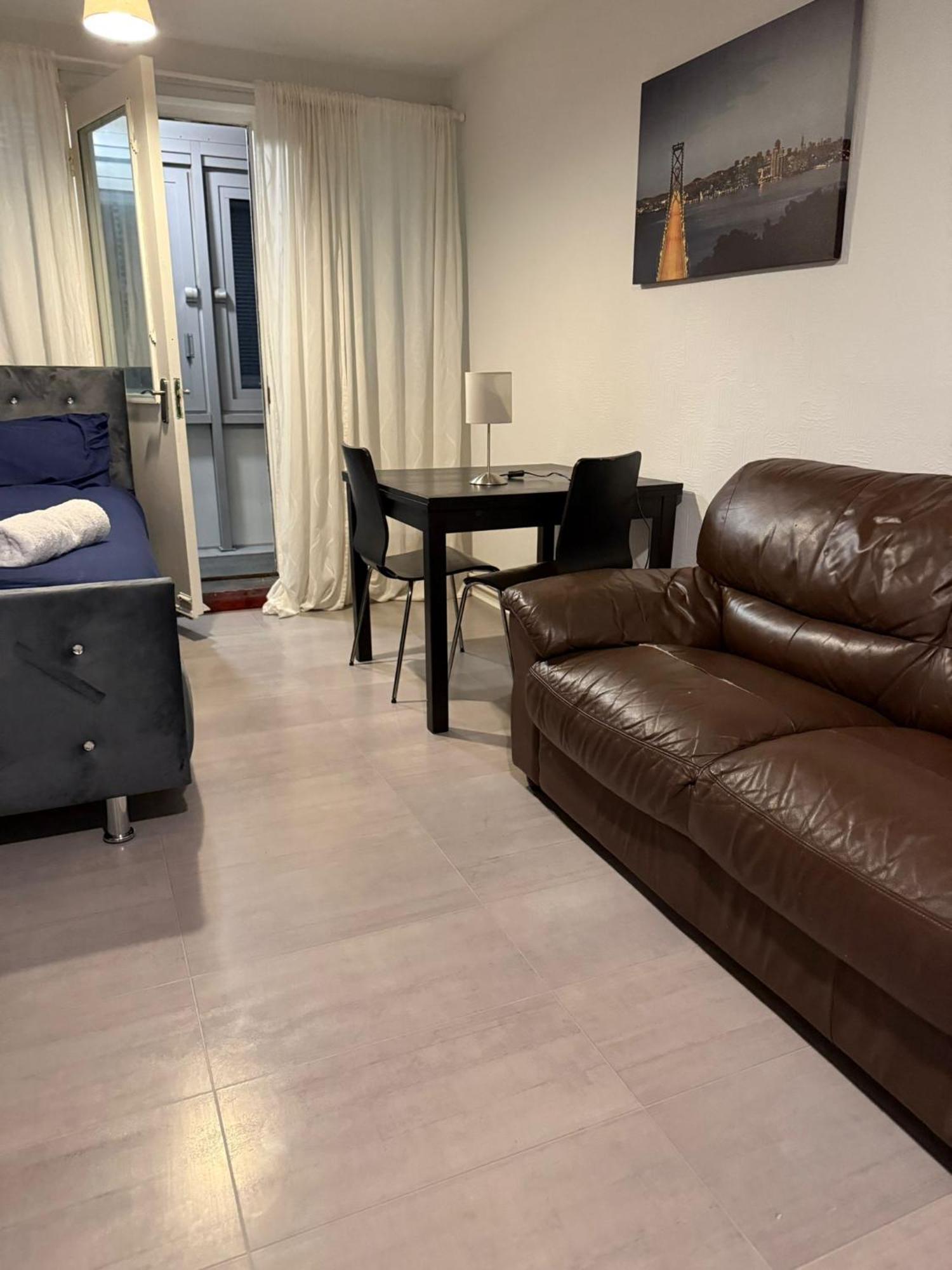Apartment Normanton *