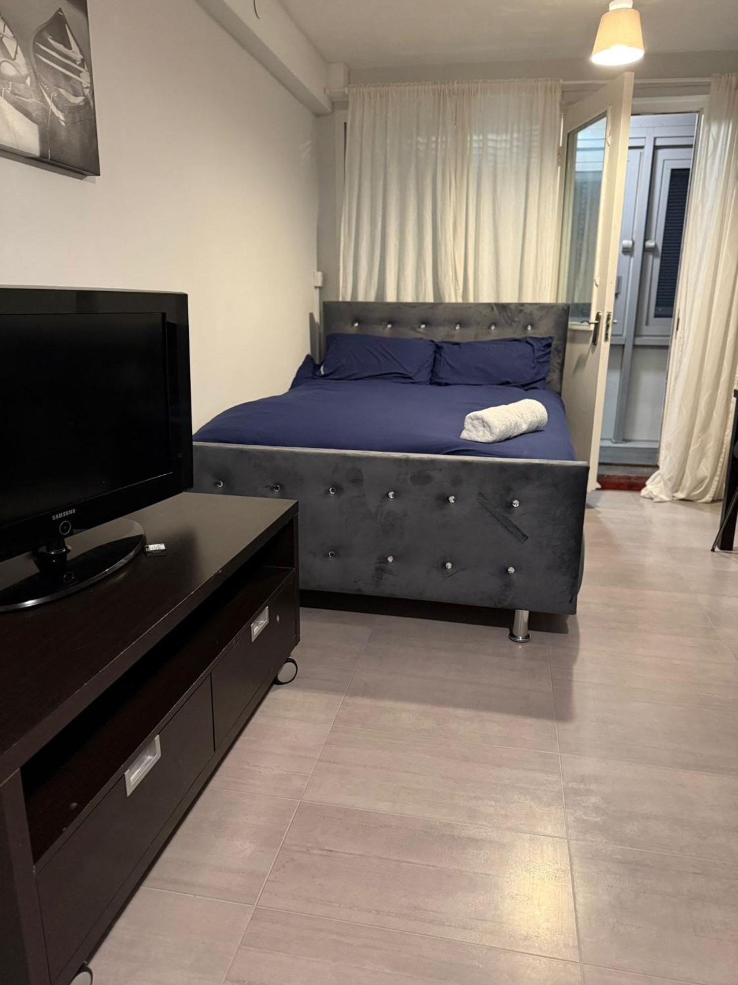Normanton Apartment
